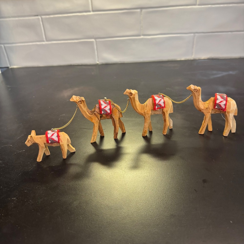Hand Carved Olive Wood Camel Caravan Set 10.5in Brown Woven Saddles Chain B-116